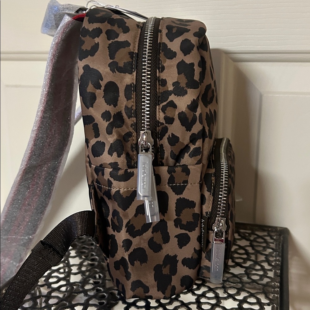 NWT - Lululemon Everywhere Backpack Mini 4L Metal Hardware - Picture 10 of 14